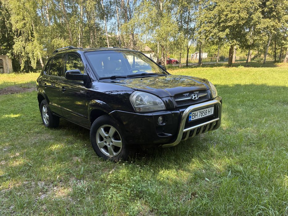 Поодається Hyundai Tucson 4WD АКПП