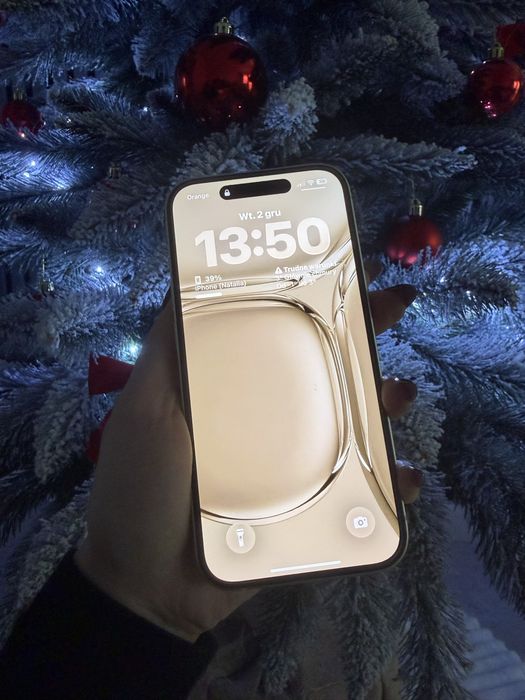 Iphone 15 Gold/Yellow