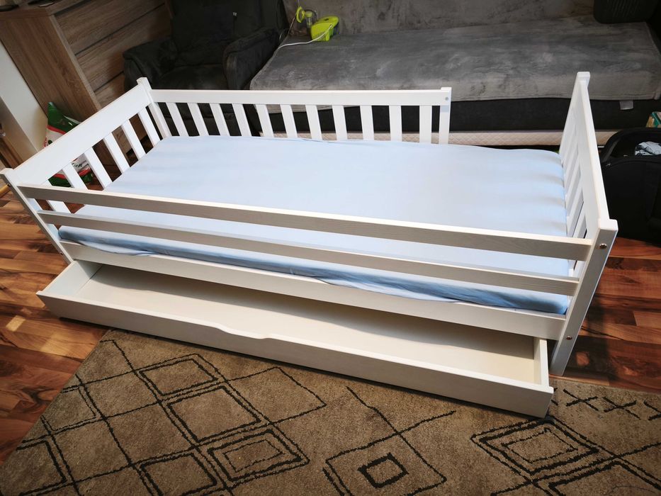Łóżko dziecięce 190cm na 80 cm z materacem premium i szufladą, mało używane
