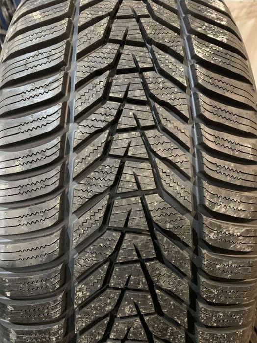 Нові зимові 255/50R20 Hankook Winter I'Cept Evo. Зимові шини