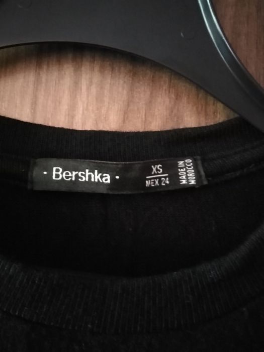 Tunika swetrowa z imitacją koszuli Bershka M/L.