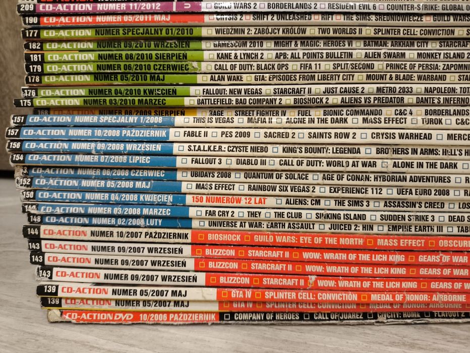 CD-Action 46  numerów z różnych lat