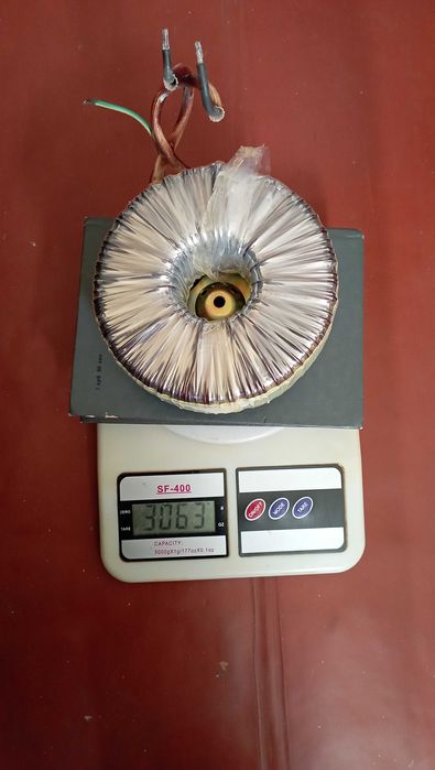 Трансформатор 250 Ватт с экранирующим колпаком Германия