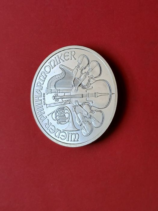 Мікс срібних монет Європи.