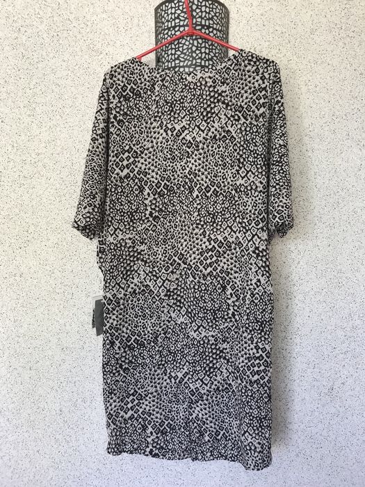 Нове гарне жіноче плаття, платте 46 раз М