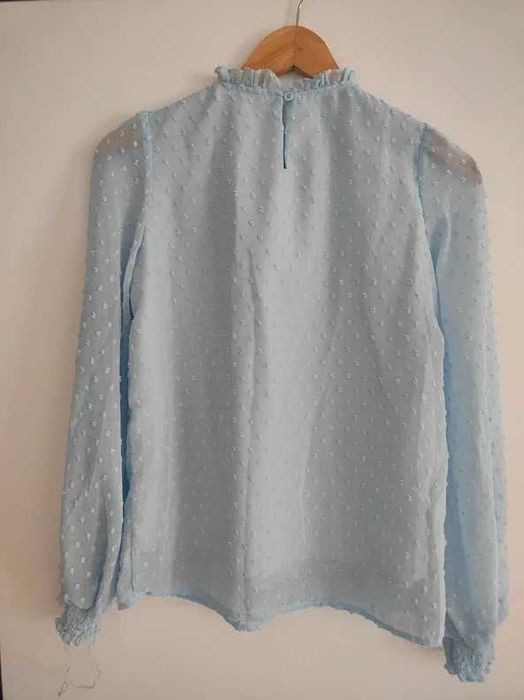 Blusa Azul-Claro Arshiner, tam. 160 – Estilo Romântico com Pintas (Swiss Dot)