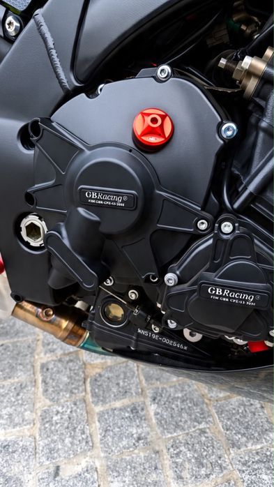 Yamaha R1 Crossplane