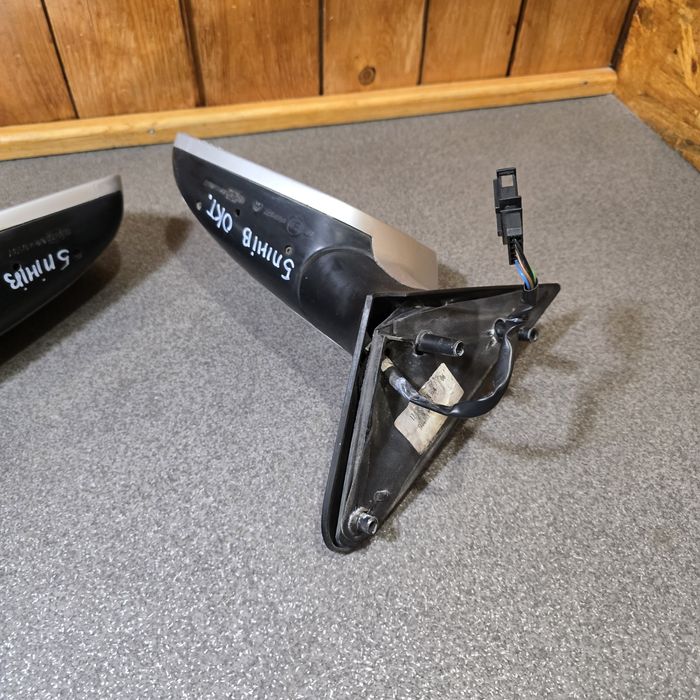 Дзеркало праве заднього виду Skoda Octavia Tour Шкода Октавія Тур