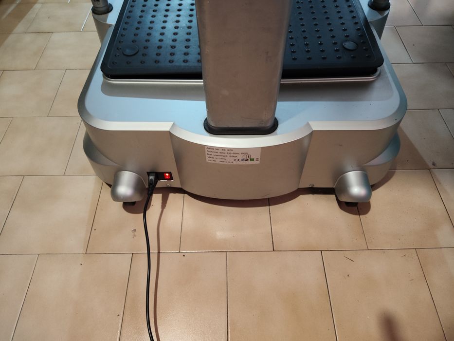 Plataforma Vibratória EnergyM Turbo Charger | Excelente Estado | Vários Programas