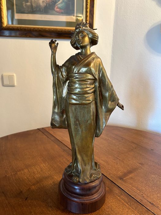 Figura de bronze japonesa do período Meiji de Alfred Jorel