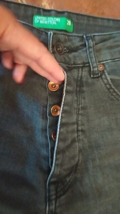 Модные джинсы Benetton