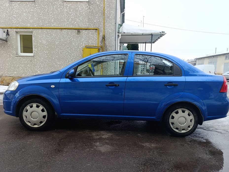 Chevrolet Aveo.   2012 р
