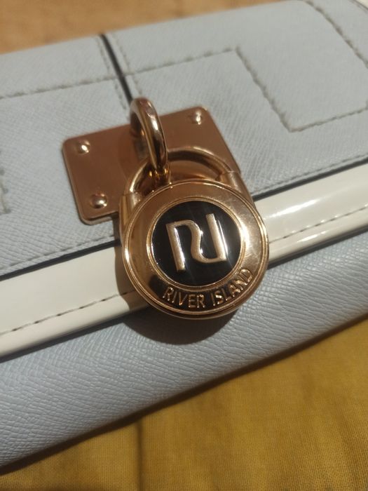Гаманець бренд River Island .