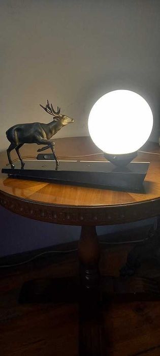 Lampka z jeleniem - w stylu Art Deco. Wysyłka