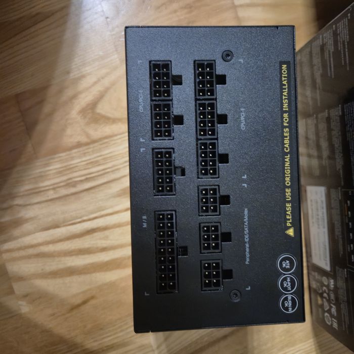 Zasilacz komputerowy Gigabyte P1000GM 1000W