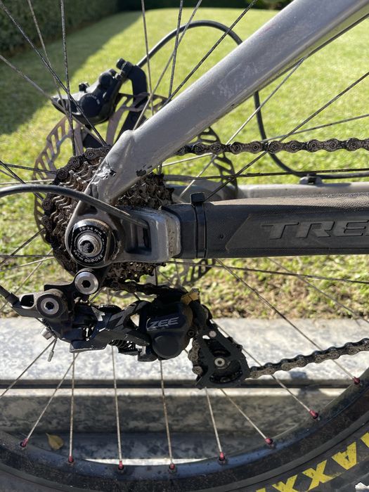 Bicicleta de downhill roda 26