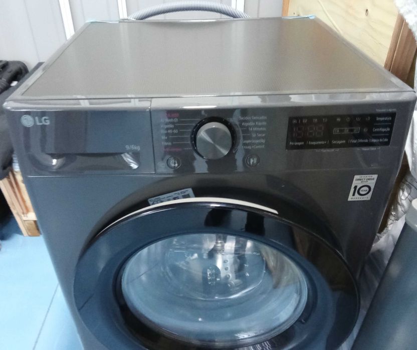 Maquina de Lavar e Secar Roupa 6/9 kg