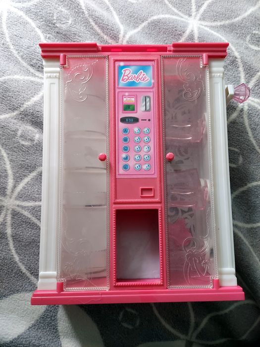Szafa dla lalek barbie