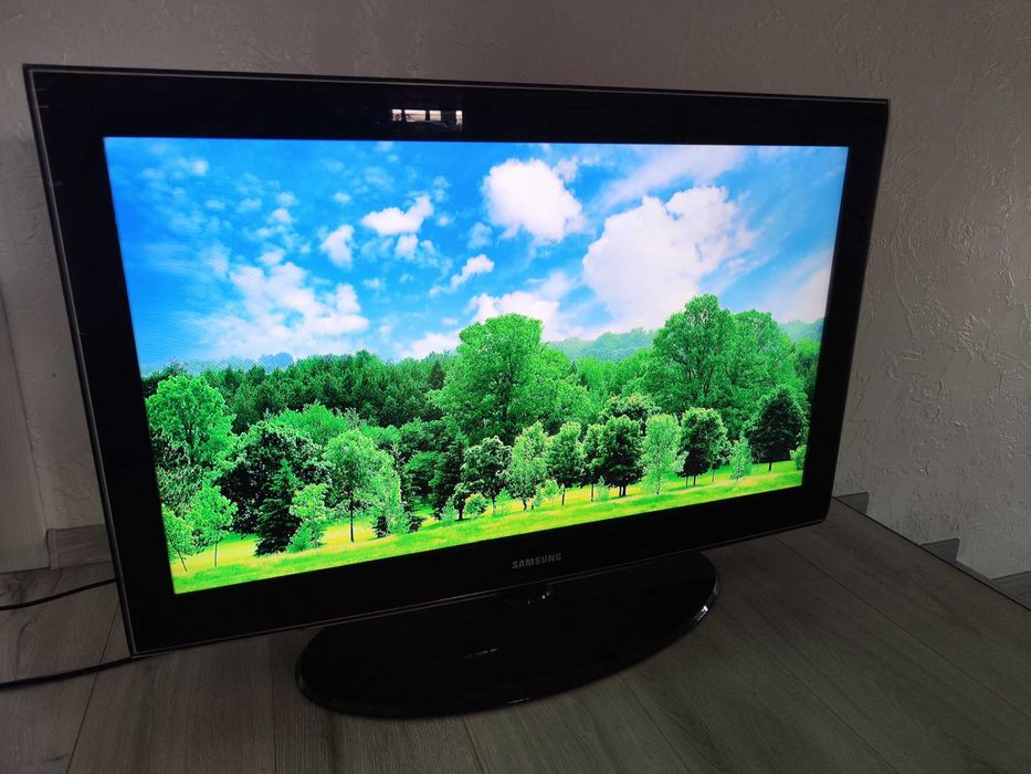 Телевизор Samsung LE37A656A1F 37" Full HD
