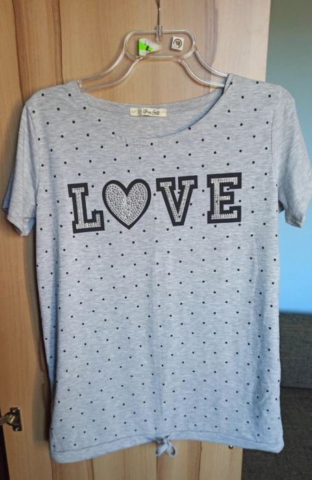 Bluzka, koszulka T-Shirt free still 38