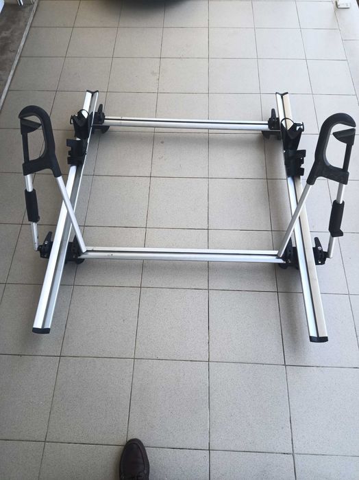 Conjunto de suportes para bicicletas Atera Giro