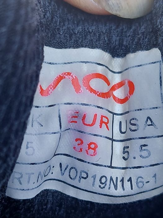 Buty adidasy damskie rozmiar 38 firma VICO 5