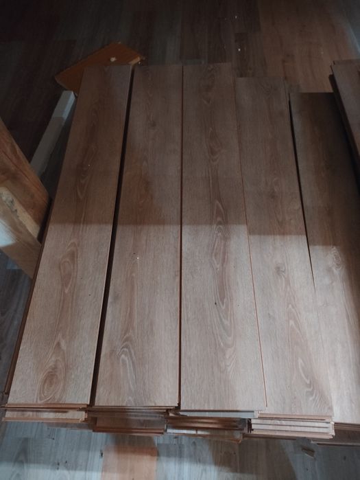 Panele podłogowe drugi gatunek