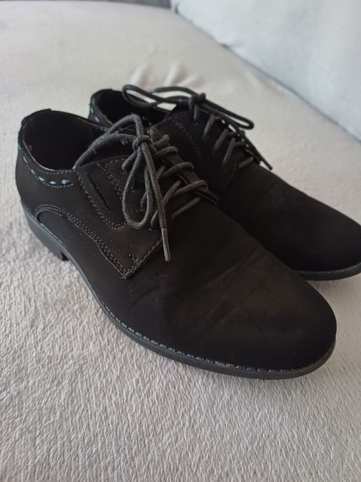 Buty chłopięce komunijne 34