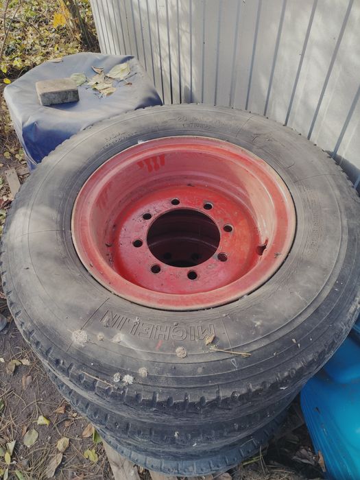 Koła R20 na 8 szpilek