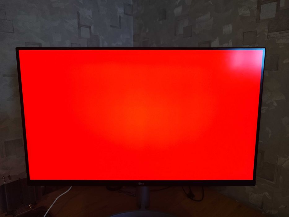 Монитор LG 32UN650-W