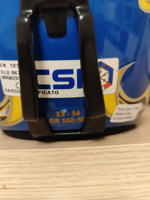 Kask narciarski dla dziecka 54-55 cm.