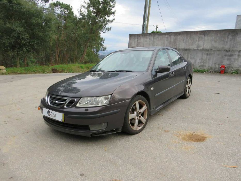 SAAB 9-3 2.2D de 2004 - Peças Usadas