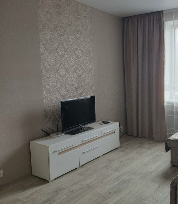 Сдам  2к. Квартиру Левый берег, ул Мира