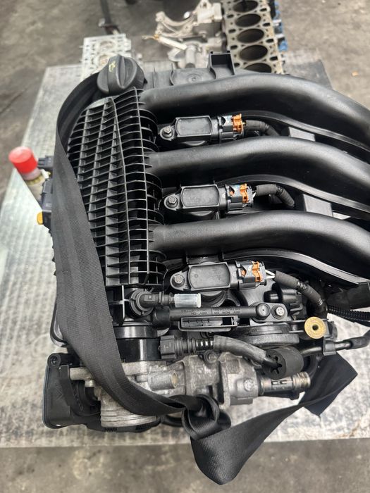 Motor Peugeot 208 1.0 2016 HM01