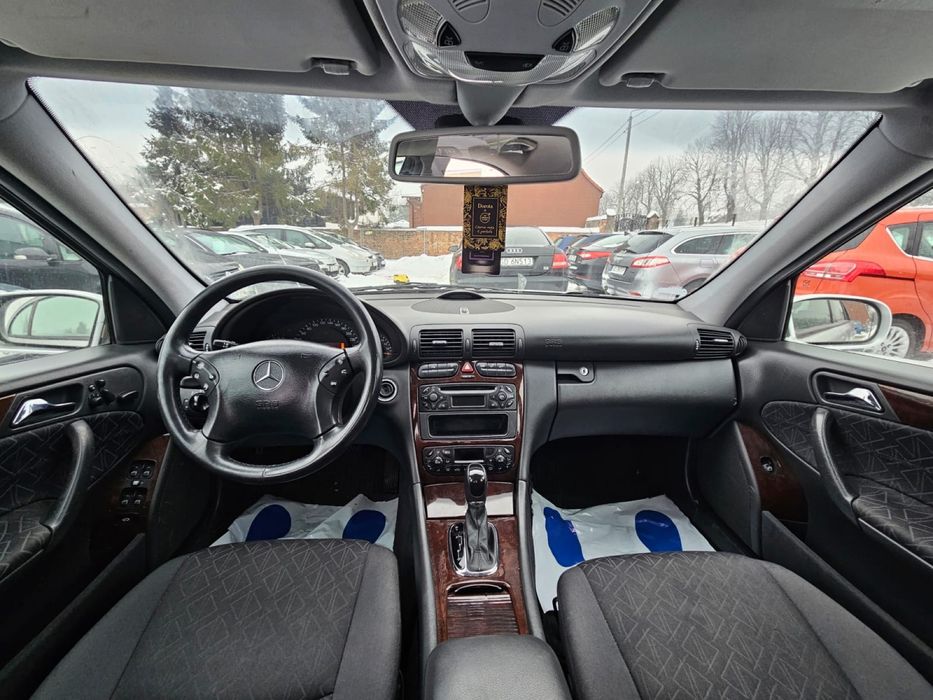 Mercedes C klasa 1.8 benzyna kompresor // autoamt // ladny // zamiana