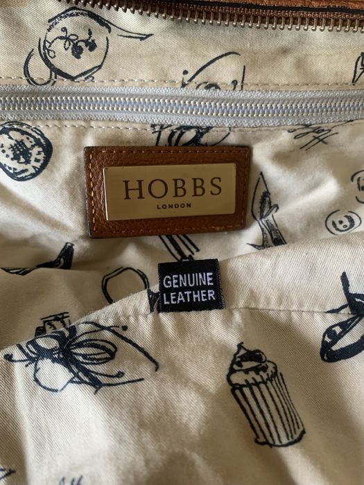 Шкіряна містка сумка hobbs Італія кожа