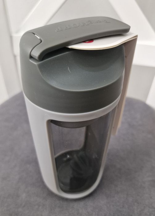 Nowy bidon, shaker na np. białko itd. marki BergHOFF 500 ml