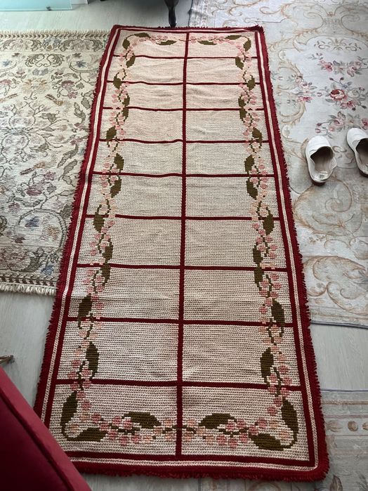 Passadeira em arraiolos como novo, limpo , impecável