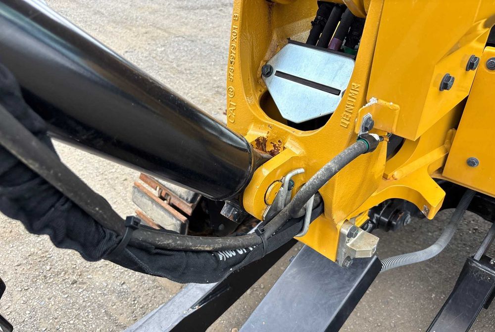 Caterpillar 303 CR 2024 — 420 м/г | 3 т компактної сили | EPA + CE