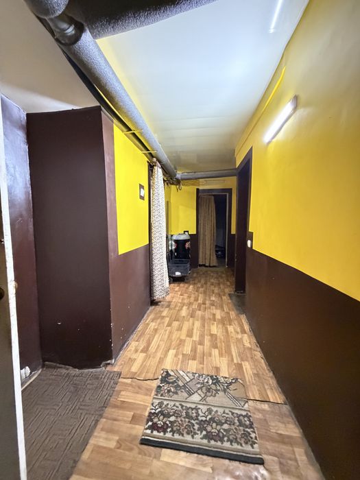 В продажу цокольне приміщення з ремонтом , 120 кв м , нежитлове