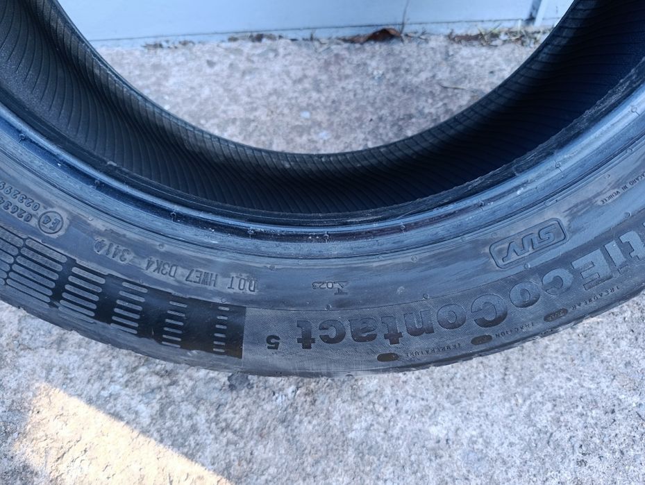 235 55 19 продам Continental