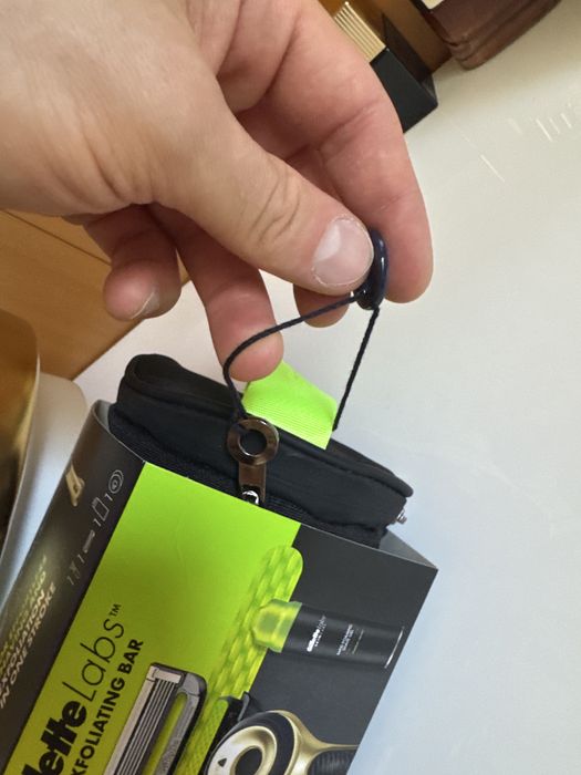 Gillete labs champion gold pack