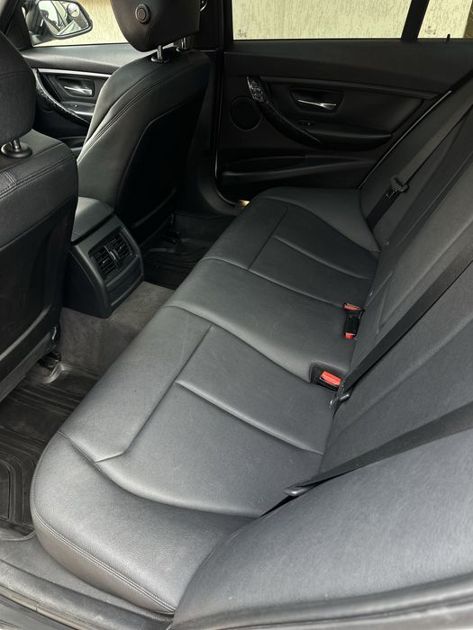 Продам БМВ F30 2013-2014