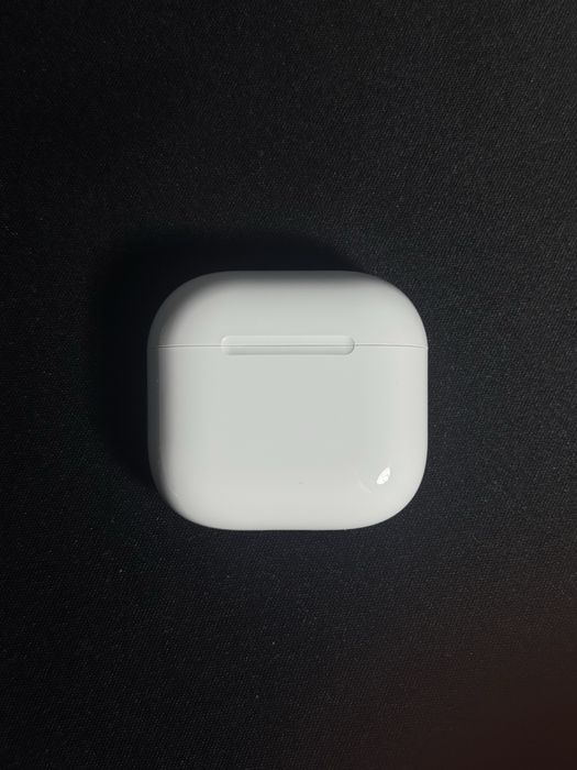 Sluhawki Airpods 4 ANC