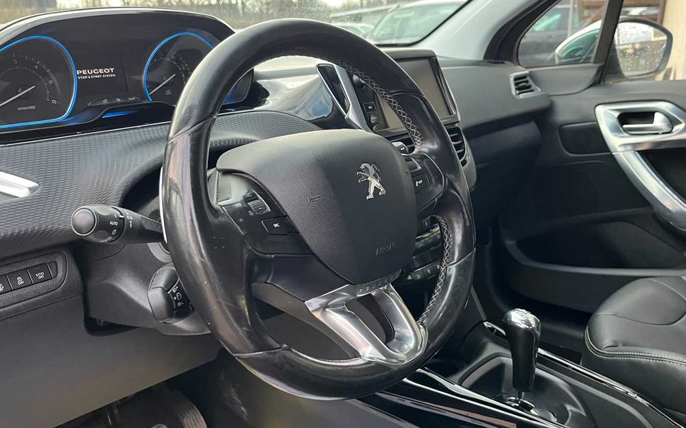 Peugeot 2008 2015