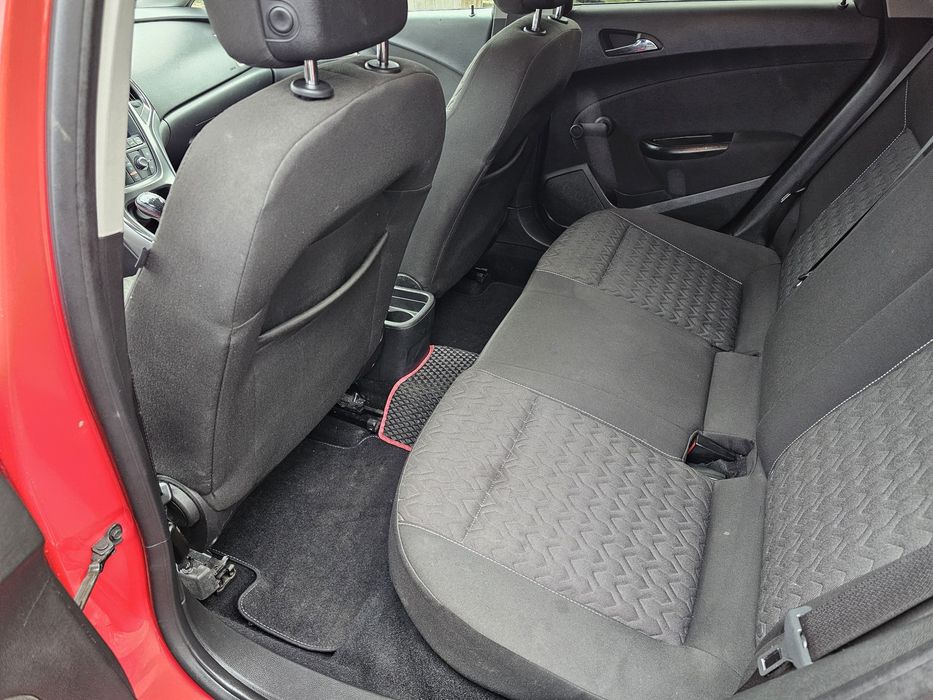 Opel Astra J 2013 1.7d