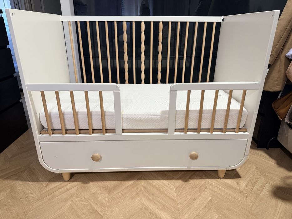 Cama IKEA com Colchão