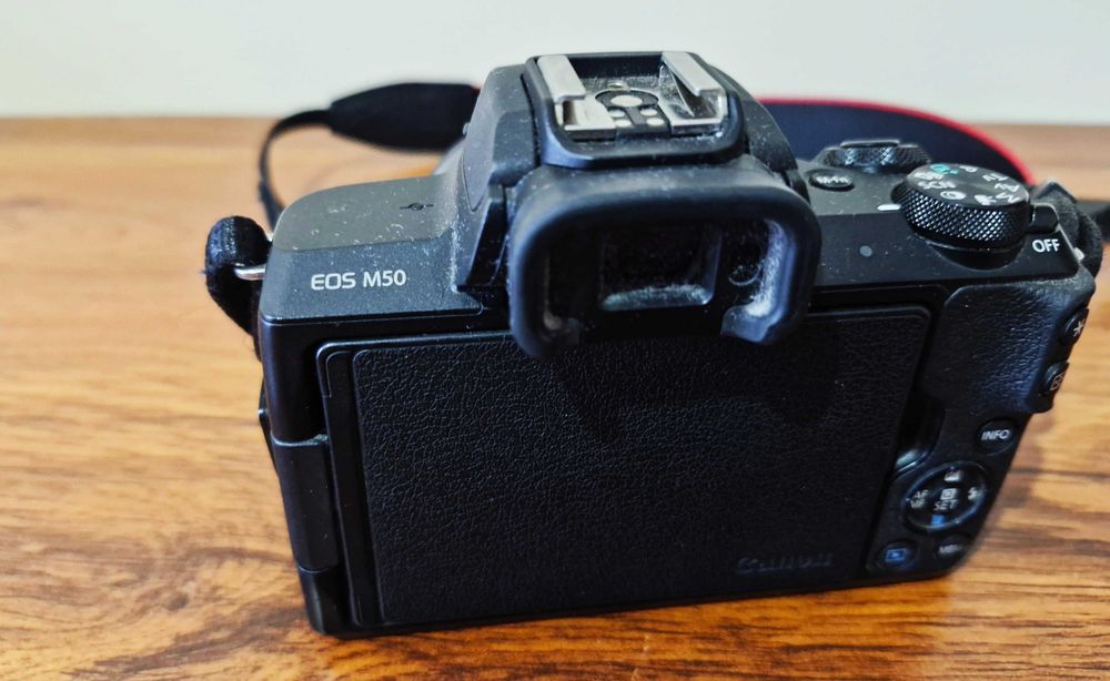 Aparat Canon EOS M50