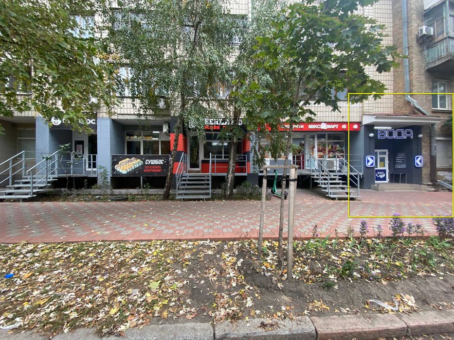 Бойчука 25а, Печерьск, 193 м², 4 магазини на продаж, метро Звіринецька