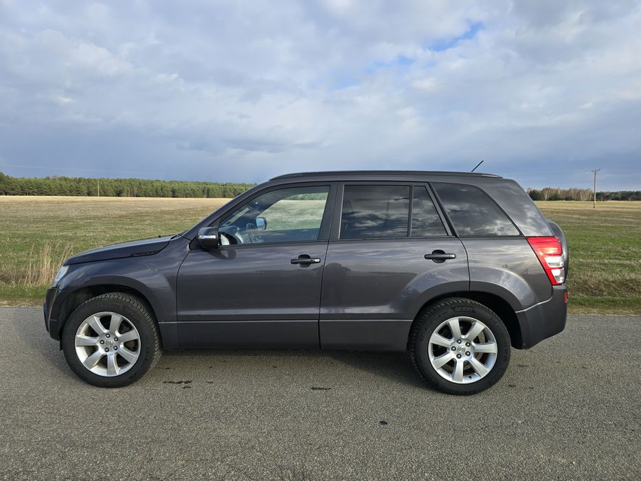 Suzuki grand vitara 2